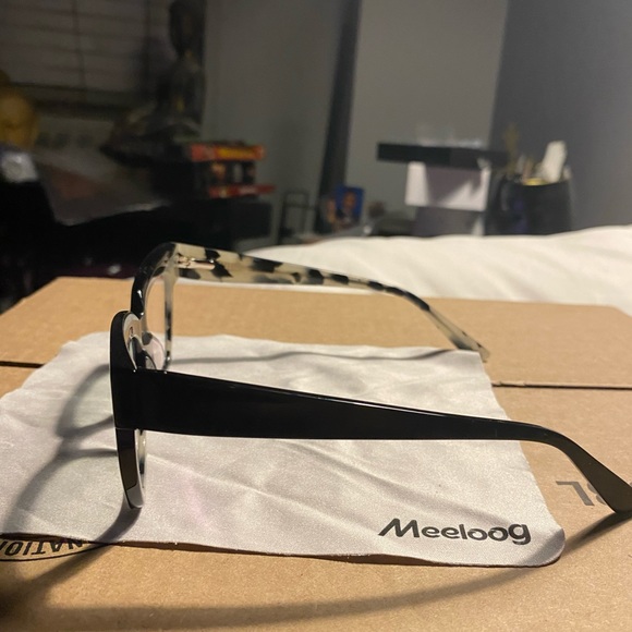 Stylish glasses - Picture 4 of 6